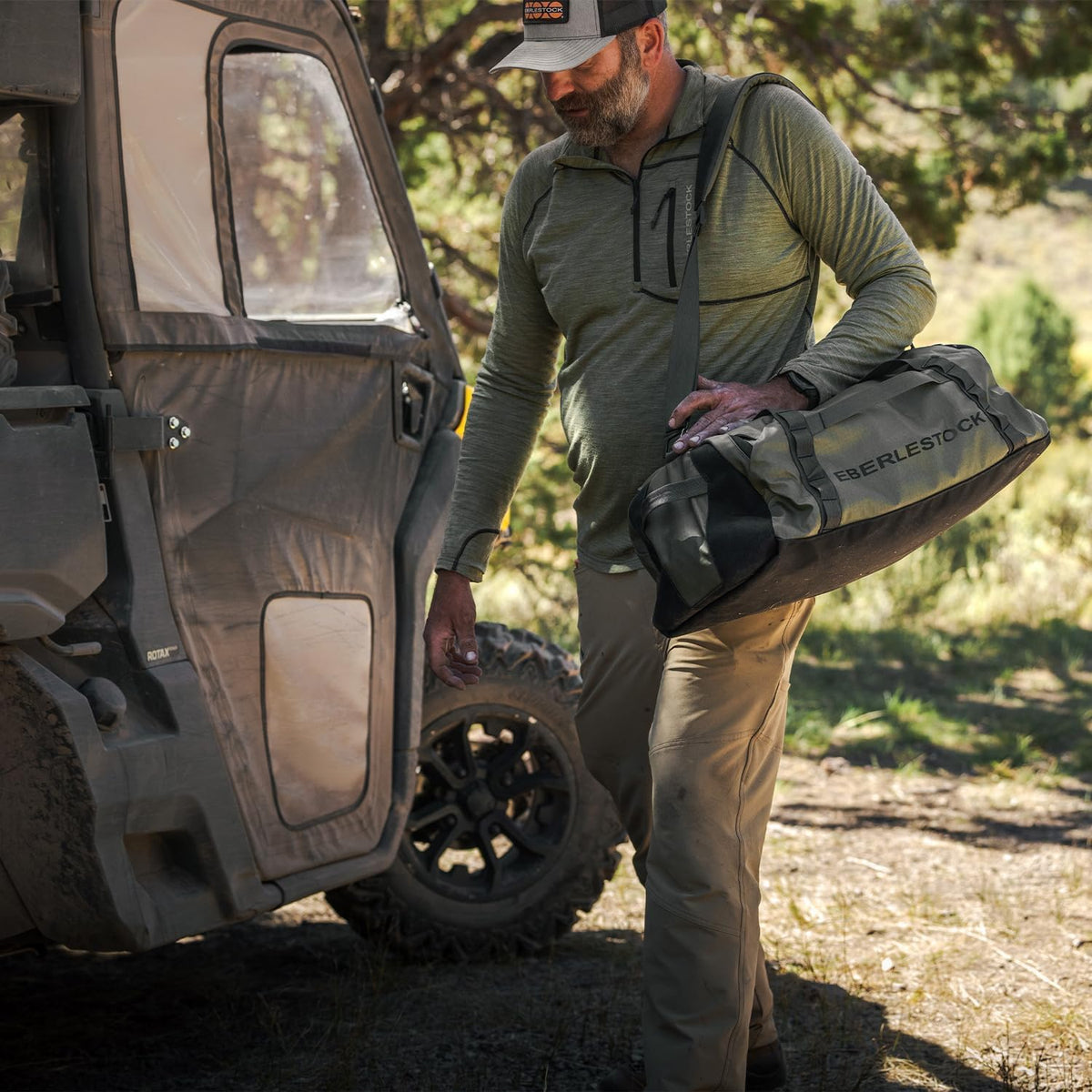 Eberlestock Hyllus Duffel Bag for Men - Durable, Water-Resistant, Small Men's Duffle Bag with Zipper Pockets, Ideal for Travel & Gym, Tactical Gear Bag, Hunting, Fishing, Camping - Dry Earth, 45L