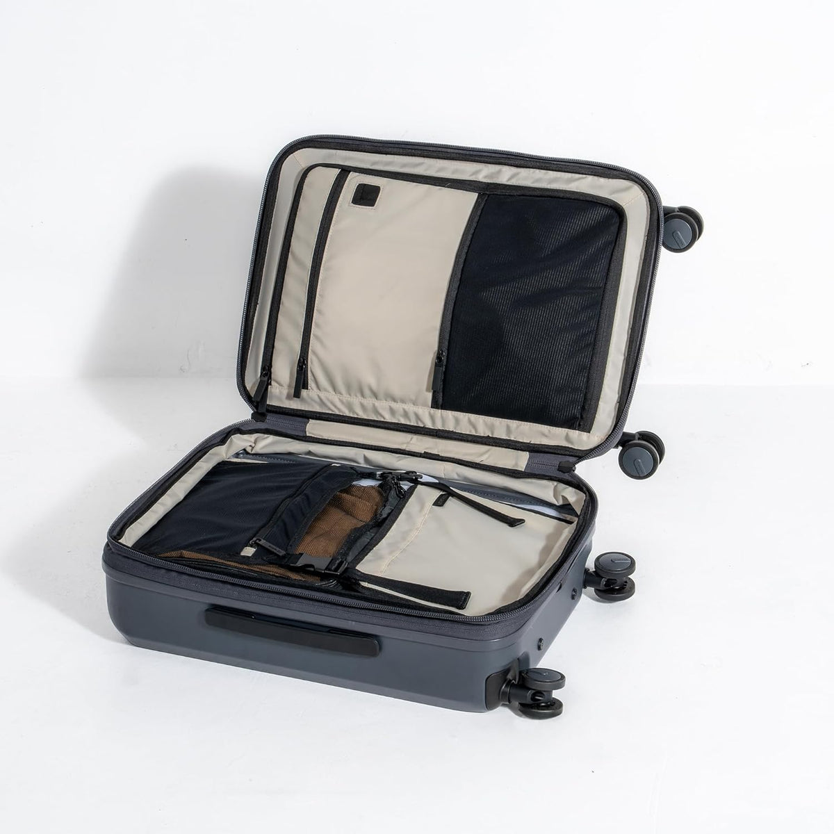 OGIO Pace Pro Hybrid Wheeled Travel Bag (Luggage)