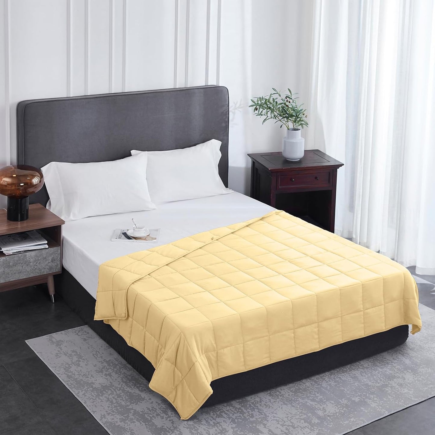 L'AGRATY Weighted Blanket - 48"x72" 20lbs Cooling Breathable Heavy Blanket Microfiber Material with Glass Beads Big Blanket for Adult All-Season Summer Fall Winter Soft Thick Comfort Blanket