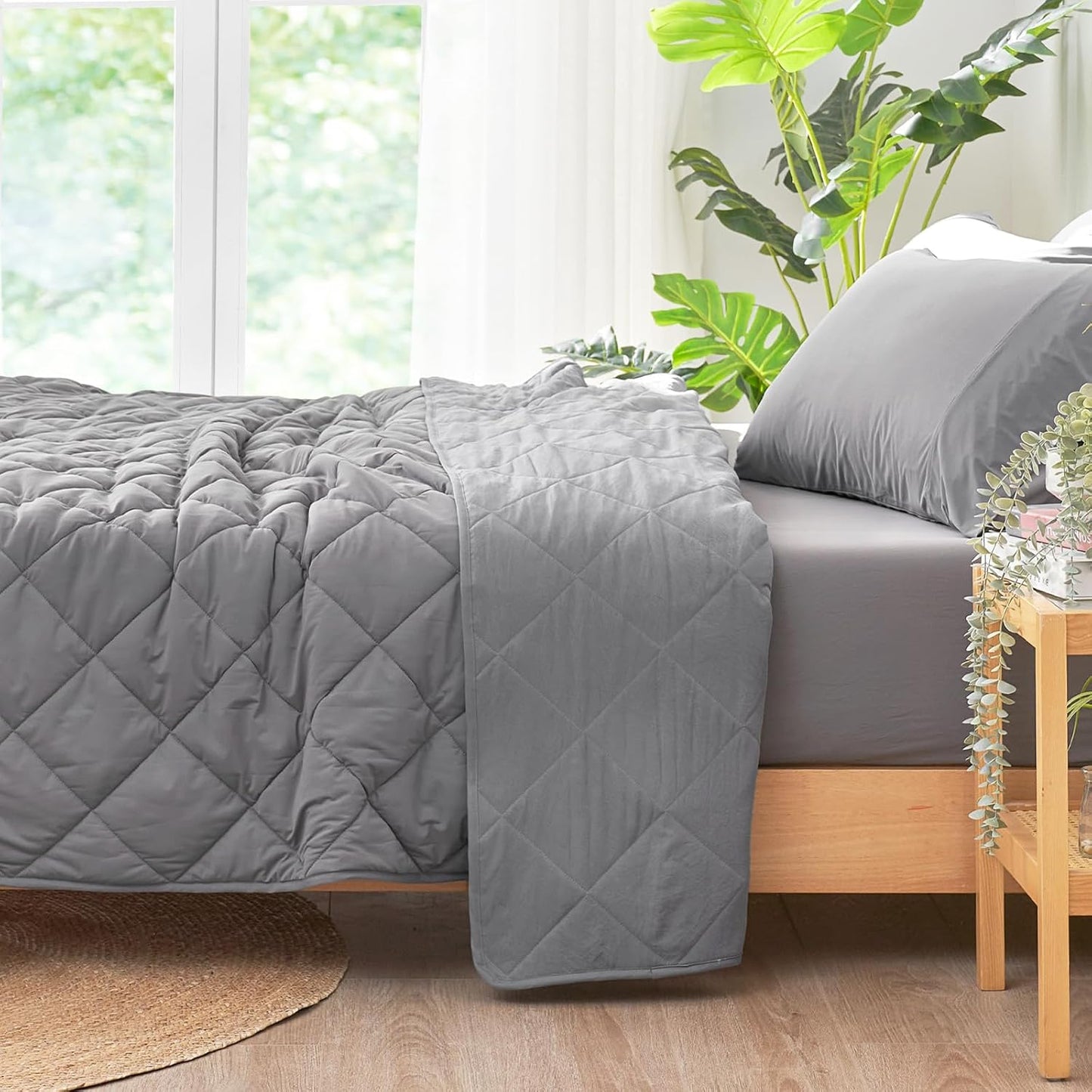 Cozy Bliss Cooling Blanket for Hot Sleepers, Q-Max 0.4 Cooling Comfort King Size, Cold Blankets for Night Sweats Sleeping, Ultra-Cool Lightweight Breathable Summer Blanket for Bed