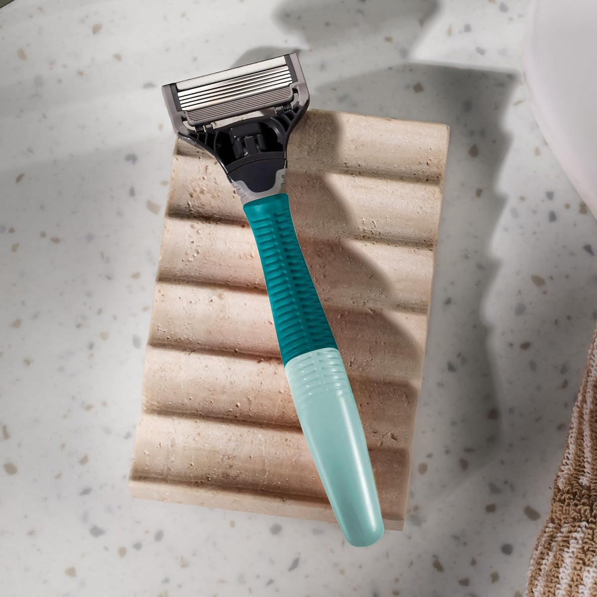 Harry's Shaving Kit for Men - Razor Handle and 3 Razor Blade Refill Cartridges - Sage