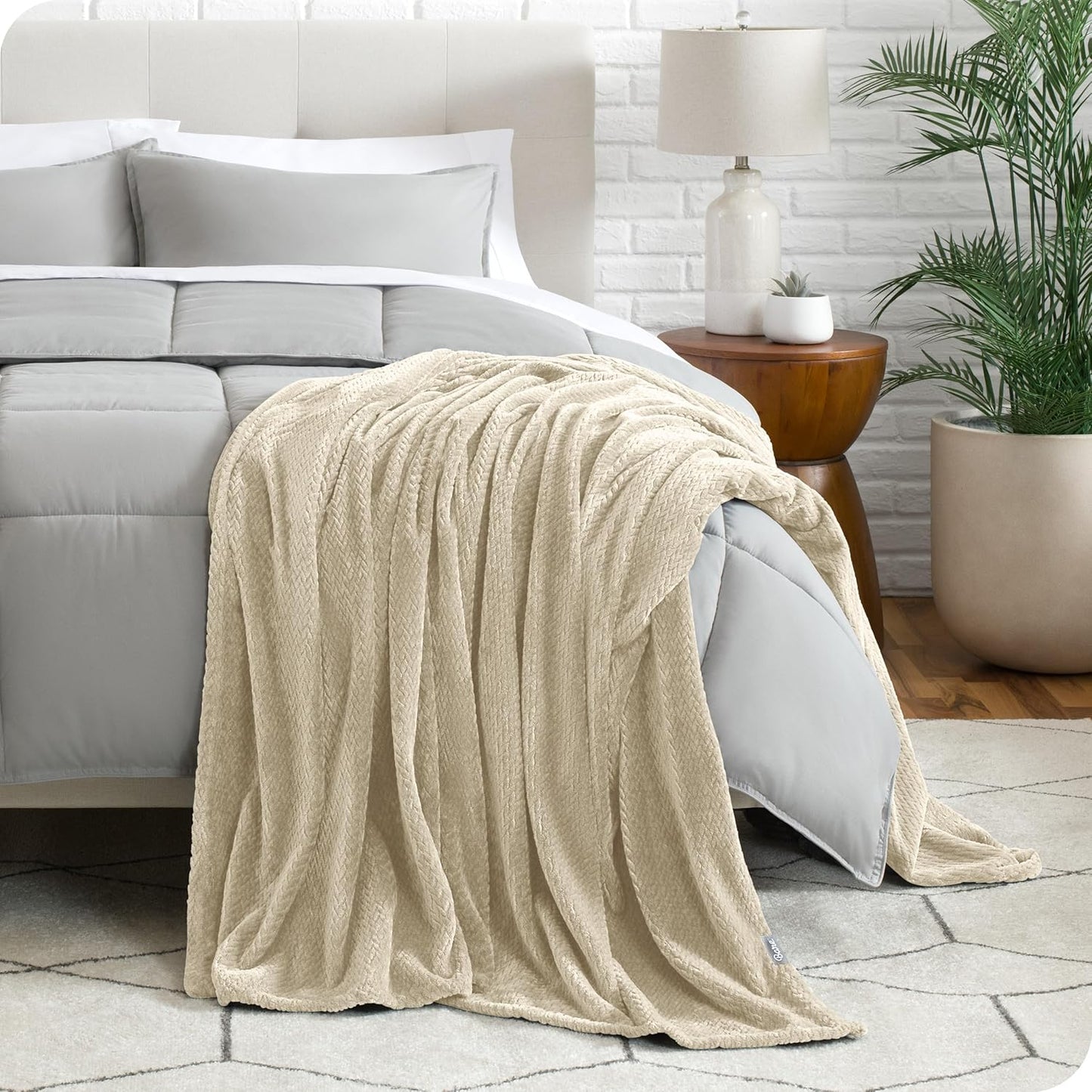 Bare Home Textured Fleece Blanket - Twin/Twin Extra Long - Ultra-Soft Lightweight for Bed, Sofa, and Couch - Luxury Microplush - Cozy Warm Blanket (Twin/Twin XL, Chevron Oyster)